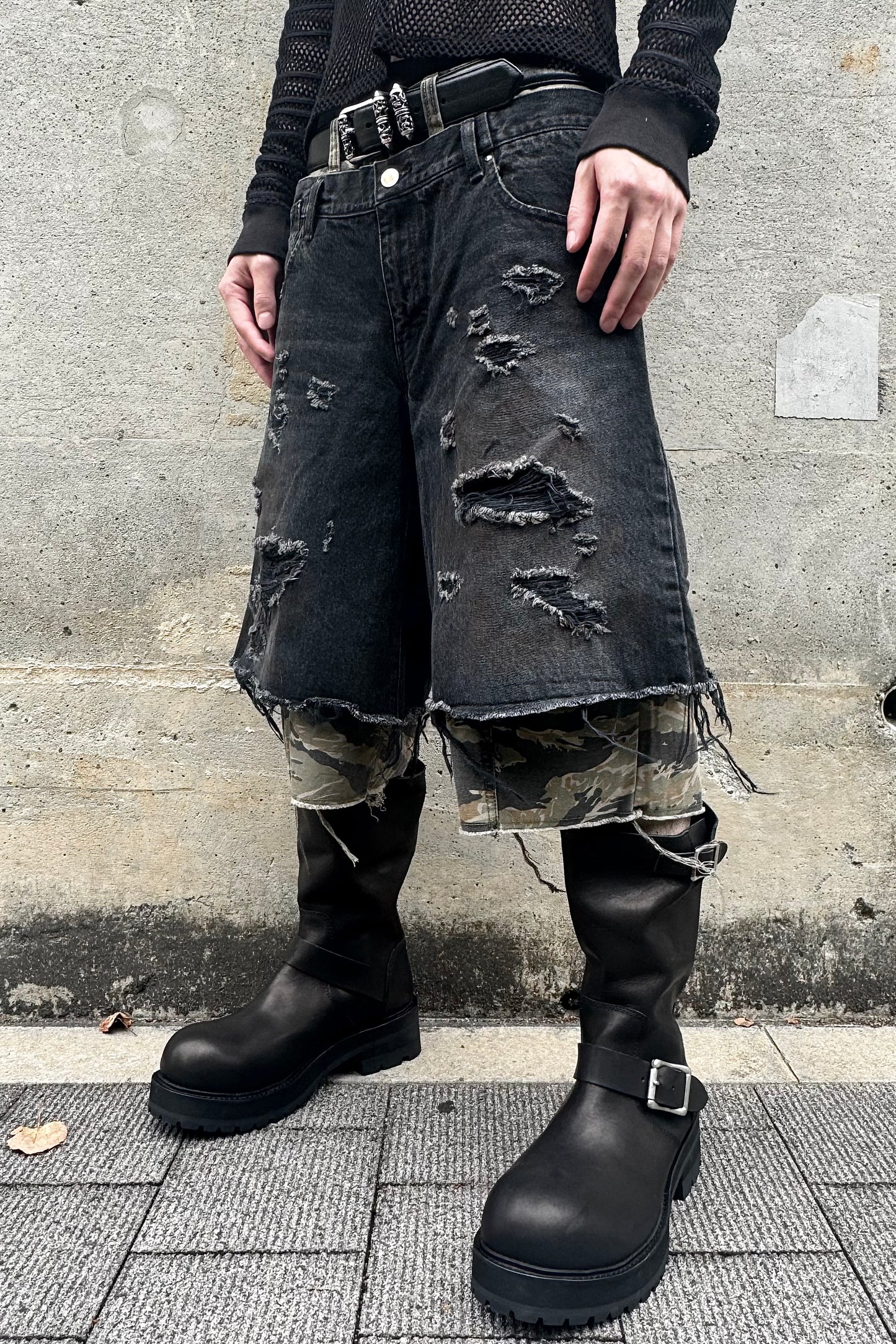 DOUBLE LAYERED BAGGY SHORTS