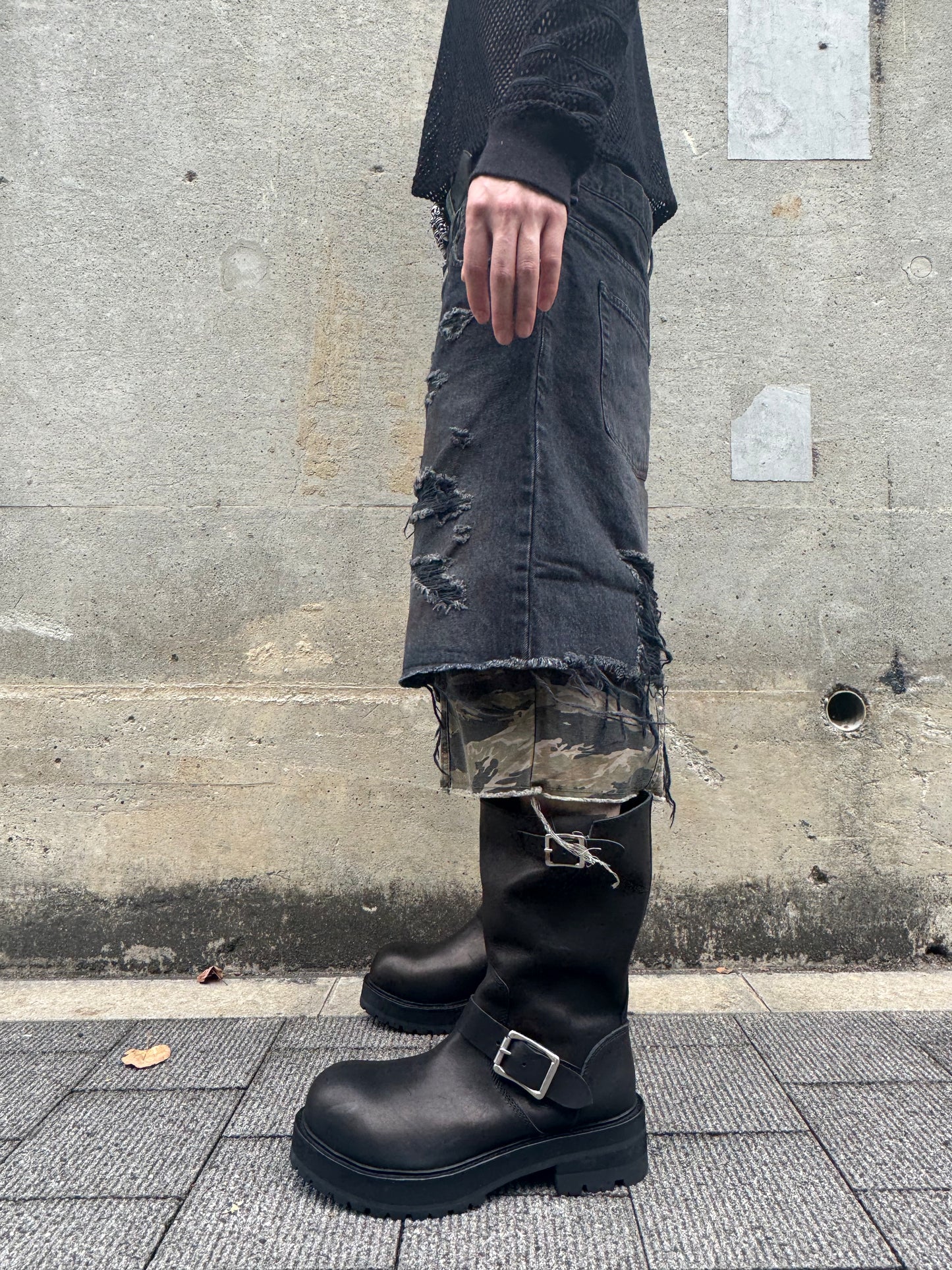 DOUBLE LAYERED BAGGY SHORTS