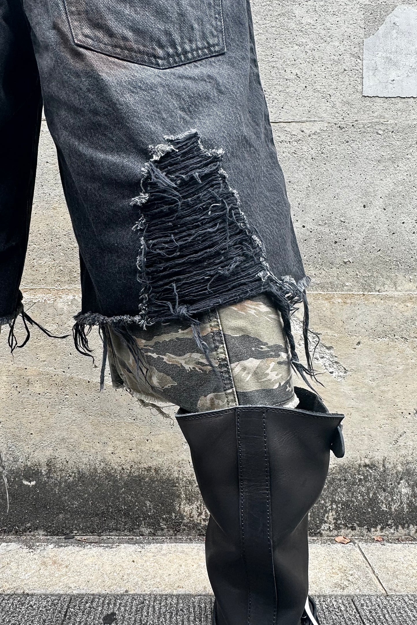DOUBLE LAYERED BAGGY SHORTS