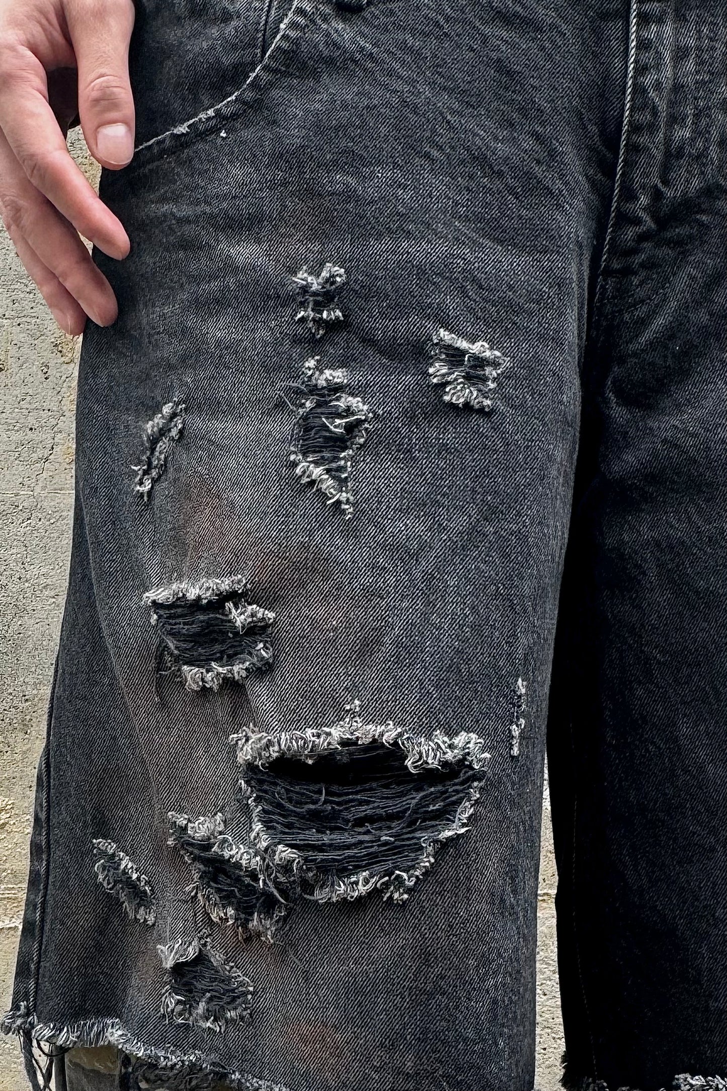 DOUBLE LAYERED BAGGY SHORTS