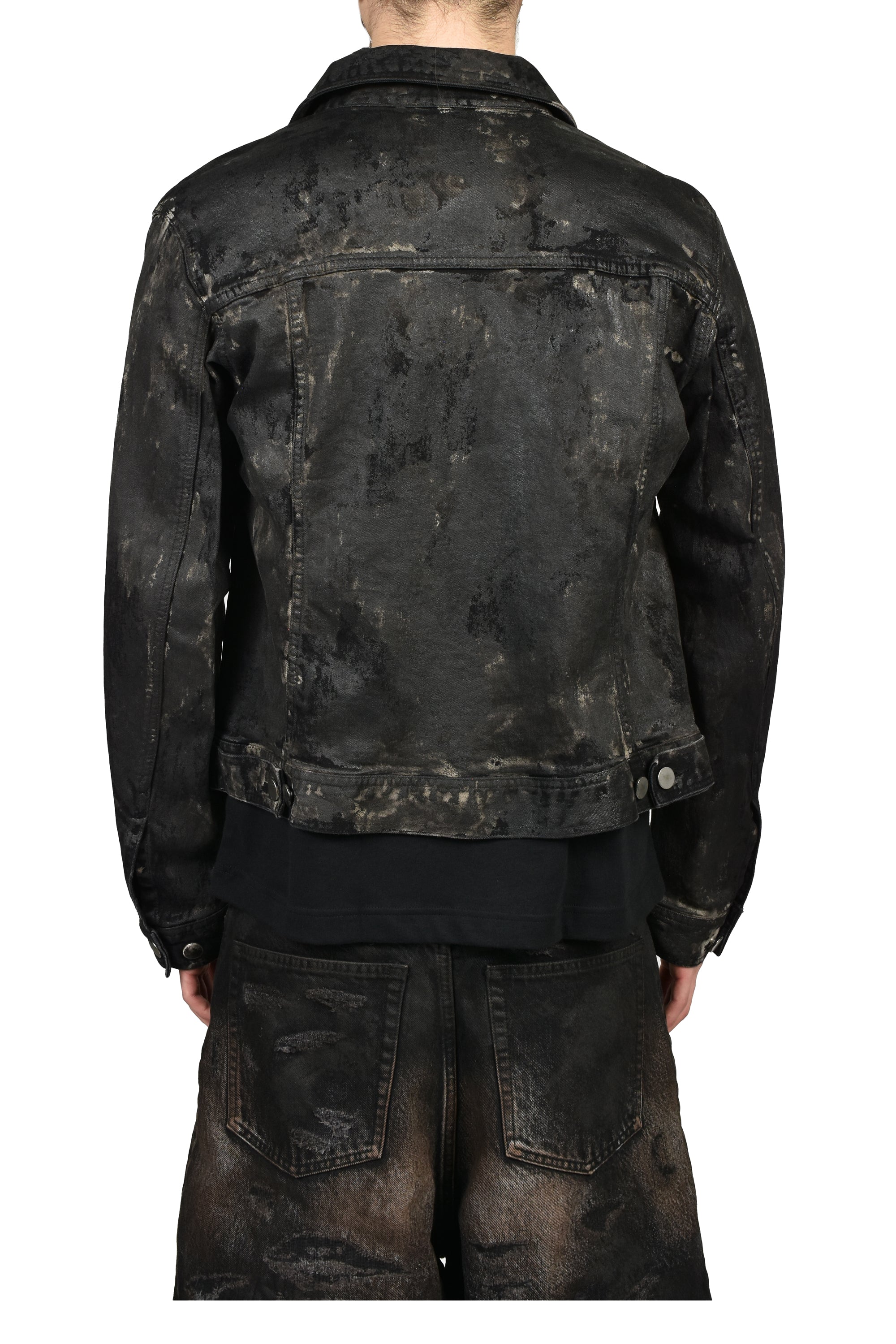 READY TO WEAR – FILTH