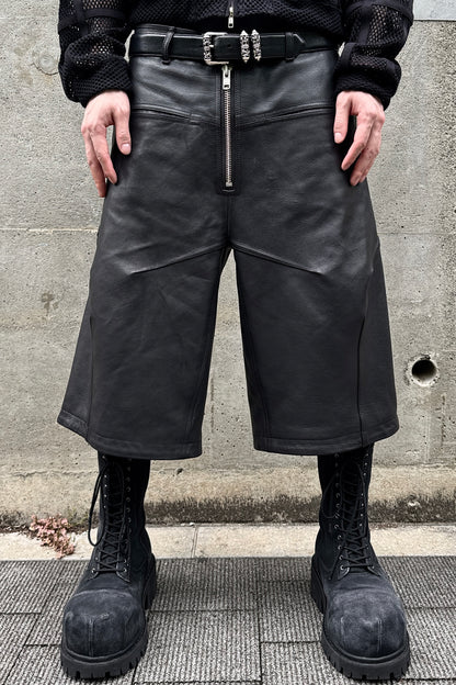 COW LEATHER BAGGY SHORTS
